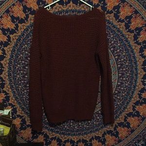 Maroon sweater
